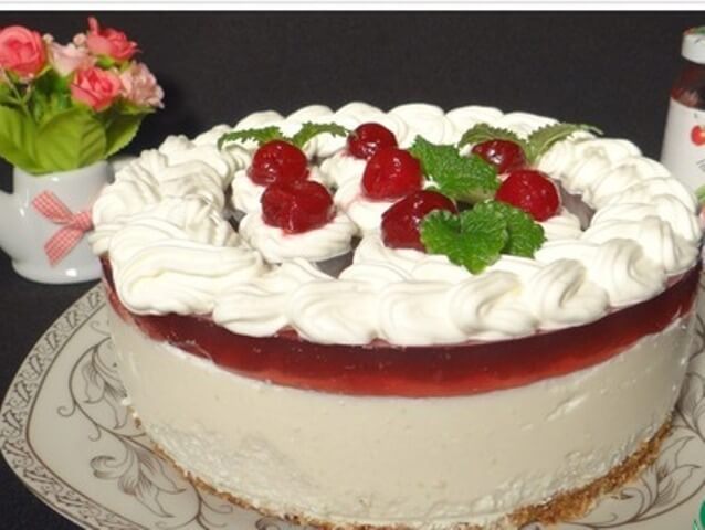 Cheesecake with Cherry Jelly Photo 1 Cheesecake with Cherry Jelly Photo 1