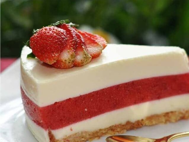 Creamy Cheesecake with Strawberry Jelly Photo 1 Creamy Cheesecake with Strawberry Jelly Photo 1