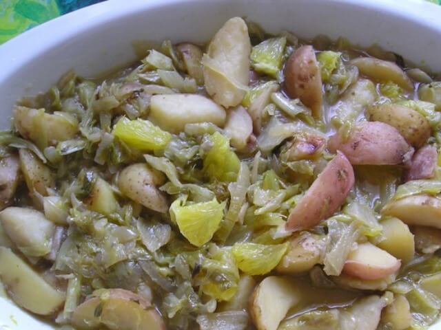 New Potatoes Stewed in a Crock Pot Photo 1 New Potatoes Stewed in a Crock Pot Photo 1