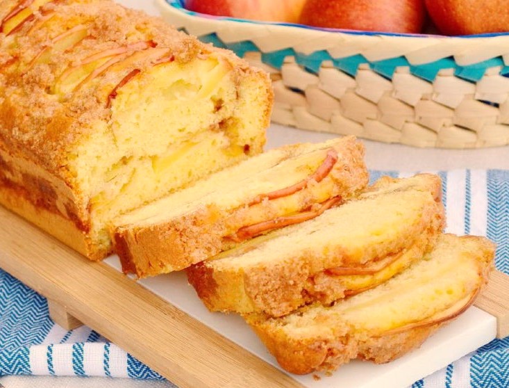 Apple Cake with Spices and Sugar Crumb Photo 1 Apple Cake with Spices and Sugar Crumb Photo 1