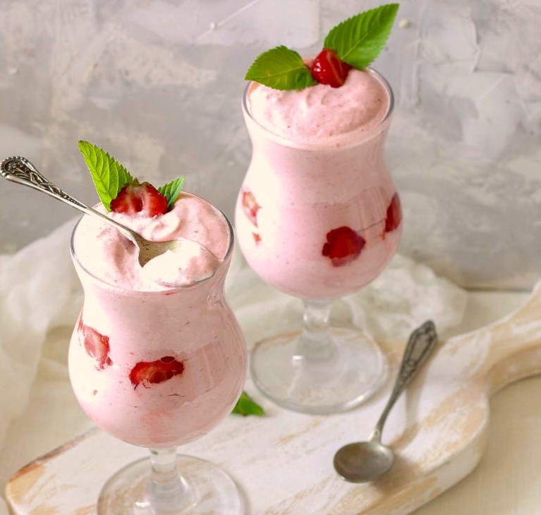 Strawberry Dessert with Honey Photo 1 Strawberry Dessert with Honey Photo 1