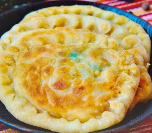 Paratha with Eggs and Vegetables Photo 1 Paratha with Eggs and Vegetables Photo 1