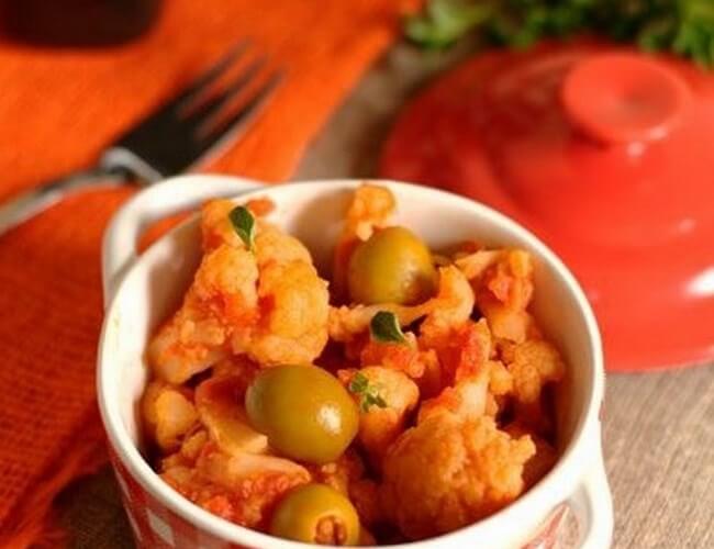 Cauliflower with Olives under Tomato Sauce Photo 1 Cauliflower with Olives under Tomato Sauce Photo 1