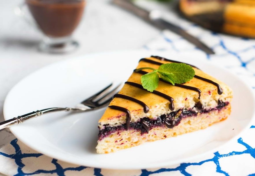 Vegan Blackcurrant Cake Photo 1 Vegan Blackcurrant Cake Photo 1