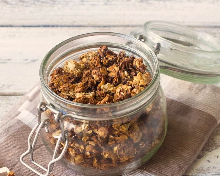 Healthy Banana Granola Photo 1 Healthy Banana Granola Photo 1