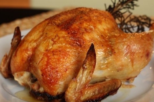 Whole Chicken Baked in a Slow Cooker Photo 1 Whole Chicken Baked in a Slow Cooker Photo 1