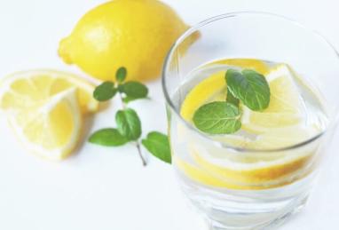 5 Beauty Uses of Lemons Photo 1