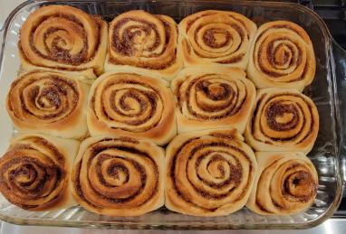 Clone of a Cinnabon Photo 1