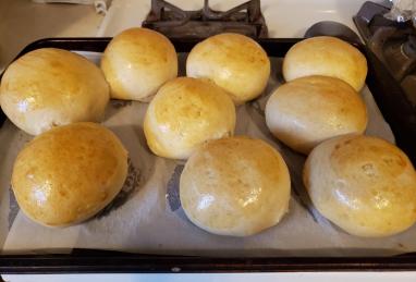 Classic Dinner Rolls Photo 1