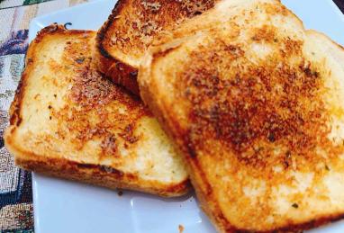 Copycat Sizzler Cheese Toast Photo 1