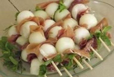 Prosciutto Wrapped Melon Balls Photo 1