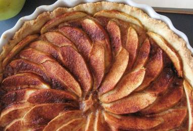 Tarte aux Pommes Normande (French Apple Tart) Photo 1