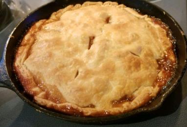 Iron Skillet Apple Pie Photo 1