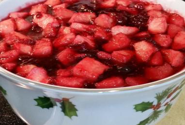 Superb Cranberry Sauce with Apples and Pears Photo 1