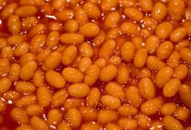 The Best Slow Cooker Baked Beans (Dad's Recipe) Photo 1