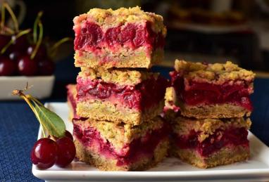 Cherry Cornmeal Crumb Bars Photo 1