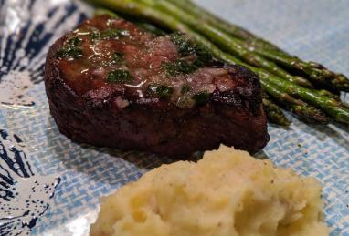 Lover's Beef Burgundy Filet Photo 1