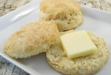 Fluffy Sour Cream Biscuits Photo 1