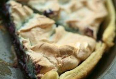 4-Ingredient Blueberry Meringue Pie Photo 1