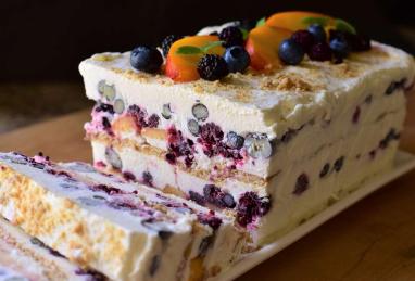 Summer Fruit Icebox Cake Photo 1