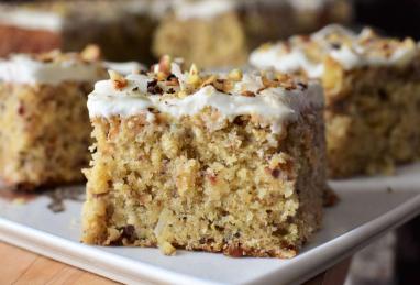 Toasted Almond and Coconut Cake with White Chocolate Ganache Photo 1