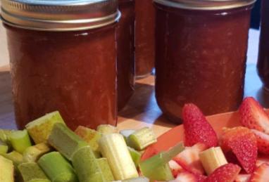 Strawberry-Rhubarb Jam Photo 1