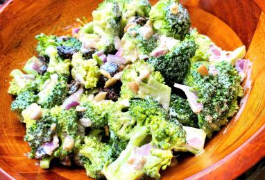 Easy Broccoli Salad I Photo 1