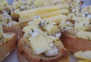 Apple Goat Cheese Bruschetta Photo 1