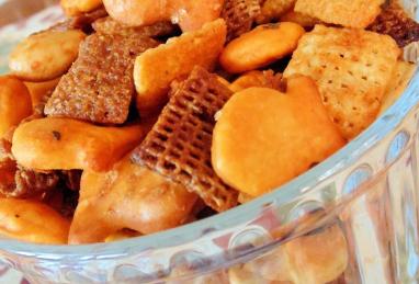 Spicy Buffalo Chex Mix Photo 1