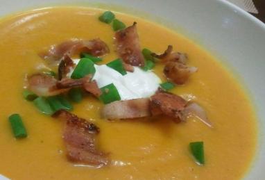 Roasted Butternut Squash Soup with Apples and Bacon Photo 1