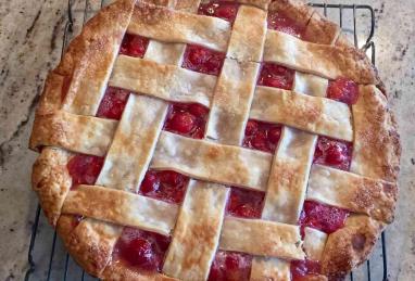 Baked Fresh Cherry Pie Photo 1