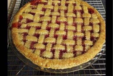 Cherry-Raspberry Pie Photo 1