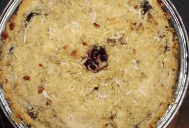 Coconut Streusel Cherry Pie Photo 1