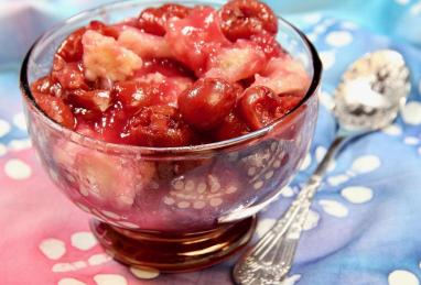 Carolyn's Oh-So-Easy Cherry Cobbler Photo 1