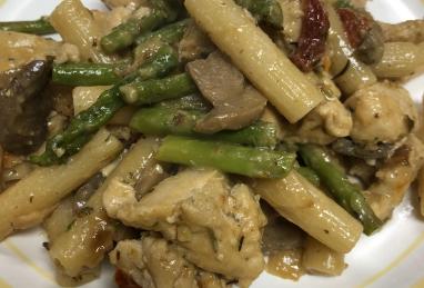 Marsala Cream Chicken with Asparagus Photo 1