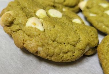 Matcha Green Tea Chocolate Chip Cookies Photo 1