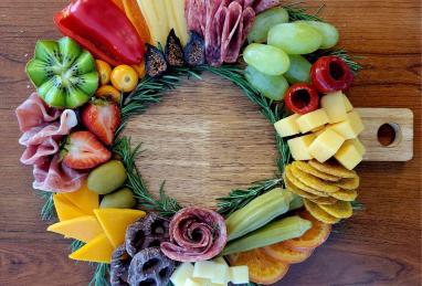 Christmas Wreath Charcuterie Board Photo 1