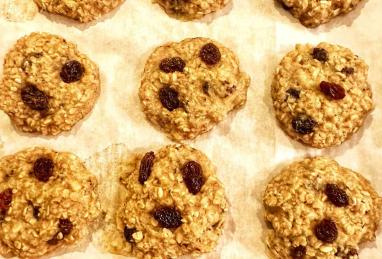 3-Ingredient Banana Oatmeal Cookies Photo 1