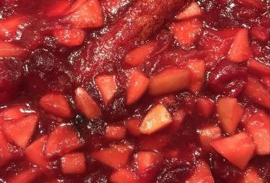 Cranberry Sauce with Orange Juice, Honey, and Pears Photo 1