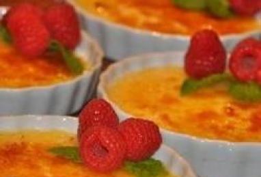 White Chocolate Macadamia Creme Brulee Photo 1