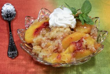 Best-Ever Peach Crumble Photo 1