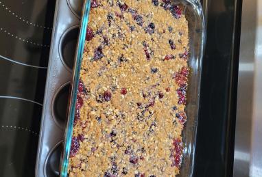 Easy Rhubarb Crisp Photo 1