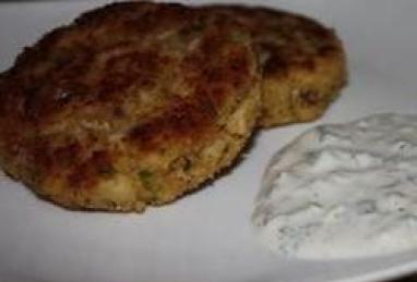 Crab Cakes with Cilantro-Sour Cream Sauce Photo 1