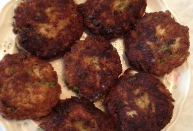 Easy Fried Crab Cakes Photo 1