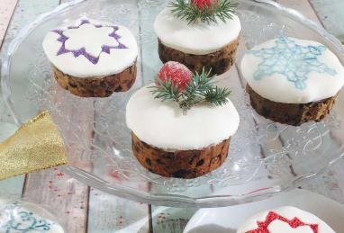 Mini Christmas Cakes Photo 1