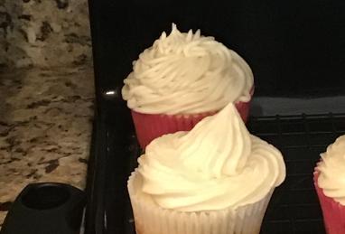 Vanilla Cupcakes from Scratch Photo 1