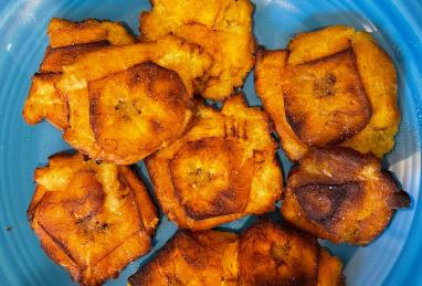 Puerto Rican Tostones (Fried Plantains) Photo 1