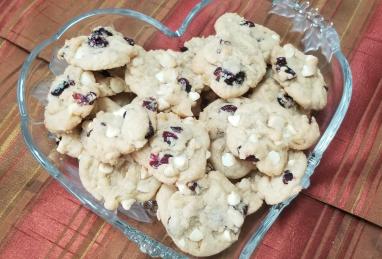 White Chocolate Macadamia Cranberry Dreams Photo 1