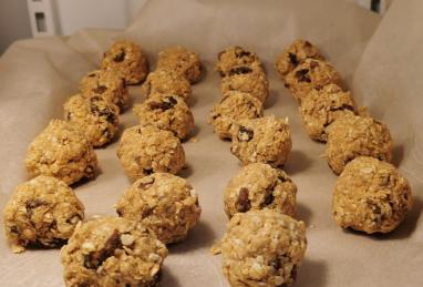 Oatmeal Energy Balls Photo 1