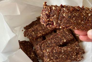 Chocolate-Cranberry Energy Bars Photo 1